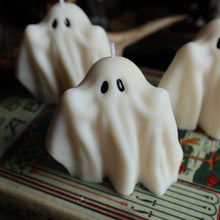 Load image into Gallery viewer, Ghost Candle - Small