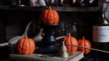 Load image into Gallery viewer, Pumpkin Candle