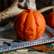 Load image into Gallery viewer, Pumpkin Candle