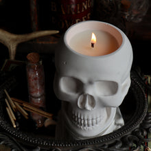 Load image into Gallery viewer, Skull Vessel Candle