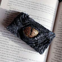 Load image into Gallery viewer, Black Dragon's Eye Candle