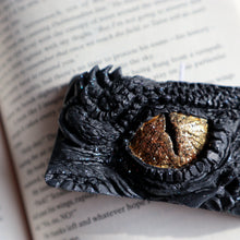 Load image into Gallery viewer, Black Dragon's Eye Candle