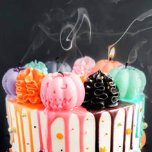 Load image into Gallery viewer, Pastel Pumpkin Candle Gift Box / 4 Pastel Pumpkin Candles / Halloween Pumpkin Gift Box
