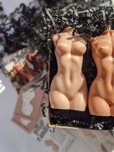 Load image into Gallery viewer, LARGE Body Candle Trio / Venus Goddess Woman Candle Gift Box / Three Female Bust Candles in Skin Tones