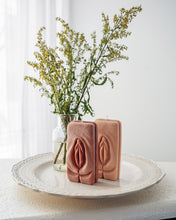 Load image into Gallery viewer, Vagina Candle / Yoni Candle / Pussy Vulva Fertility Candle / Scented Soy Wax Candle