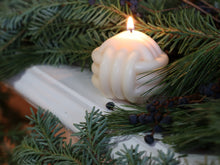 Load image into Gallery viewer, Worry Knot Candle / Meditation Candle / Worry Anxiety Candle