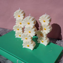 Load image into Gallery viewer, Flower Candle / Daisy Pillar Soy Wax Candle