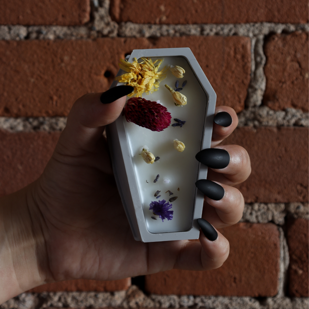 Coffin Candle - Sweet Tobacco and Powder Scent