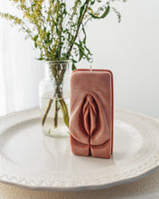 Load image into Gallery viewer, Vagina Candle / Yoni Candle / Pussy Vulva Fertility Candle / Scented Soy Wax Candle
