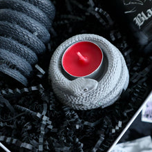 Load image into Gallery viewer, Snake Decor Candles Gift Box / Witchy Snake Candles
