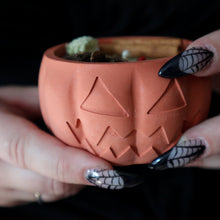 Load image into Gallery viewer, Pumpkin Spice Candle in Jackolantern Vessel
