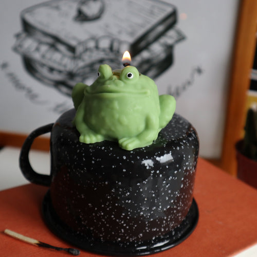 Frog Candle / Two Small Green Frog Toad Shaped Candles for Frog Lovers Gift